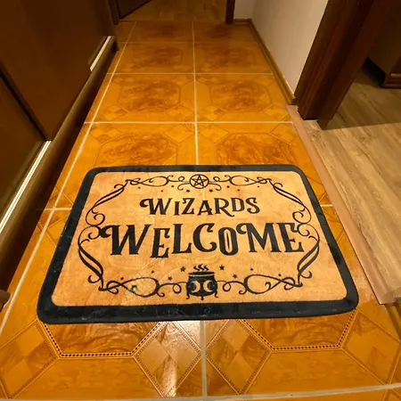 Harry Potter Inspired 2bdr Old Town Apartament