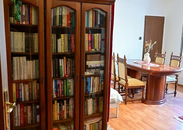 Harry Potter Inspired 2bdr Old Town